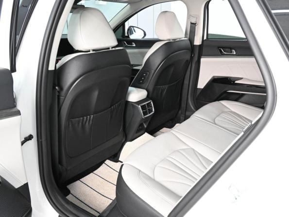 Kia K5 III Рестайлинг с пробегом 2025 года, цена 4 539 000 рублей, 9044 км, седан, Автокод Объявления