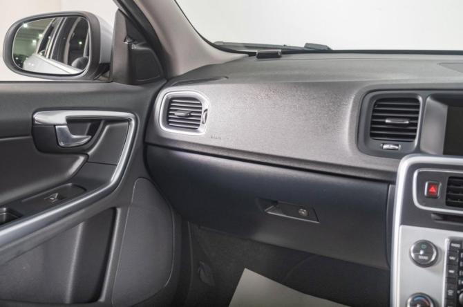 Volvo V60 I с пробегом 2012 года, цена 1 429 000 рублей, 31500 км, универсал, Автокод Объявления