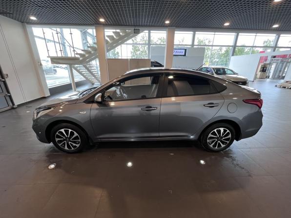 Hyundai Solaris II с пробегом 2018 года, цена 1 254 000 рублей, 138926 км, седан, Автокод Объявления