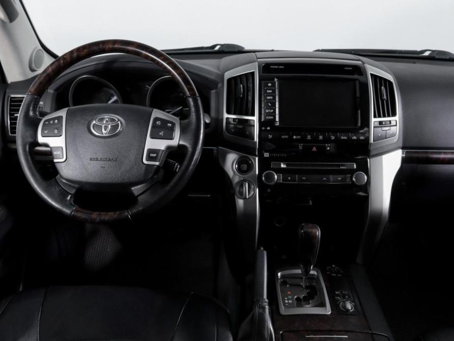 Toyota Land Cruiser 200 Series Рестайлинг 1 Москва  - изображение 13