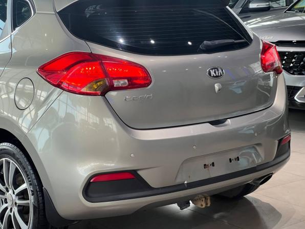 Kia Ceed II с пробегом 2013 года, цена 1 050 000 рублей, 202000 км, хэтчбек, Автокод Объявления