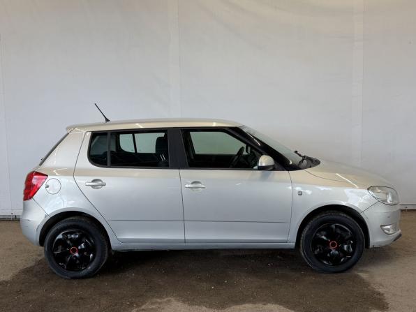Skoda Fabia II Рестайлинг с пробегом 2013 года, цена 445 000 рублей, 170000 км, хэтчбек, Автокод Объявления