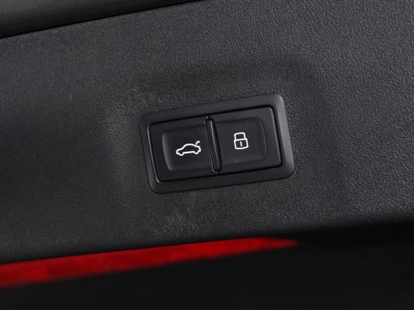 Audi A5 III (B10) с пробегом 2025 года, цена 5 965 000 рублей, 4021 км, седан, Автокод Объявления