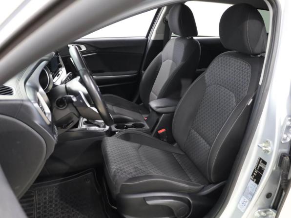 Kia Ceed III с пробегом 2020 года, цена 1 749 000 рублей, 128621 км, универсал, Автокод Объявления