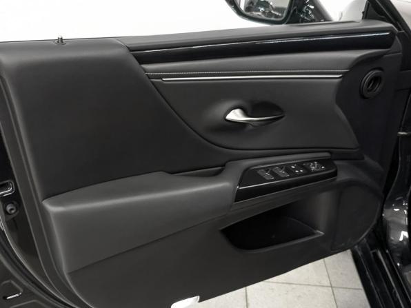 Lexus ES VII с пробегом 2021 года, цена 4 115 000 рублей, 74525 км, седан, Автокод Объявления