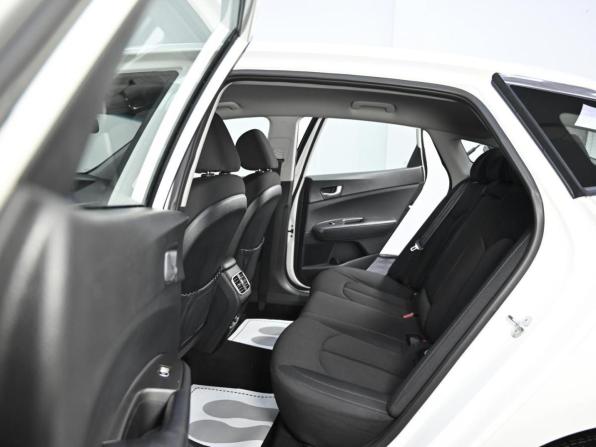 Kia Optima IV Рестайлинг с пробегом 2019 года, цена 1 049 000 рублей, 72898 км, седан, Автокод Объявления