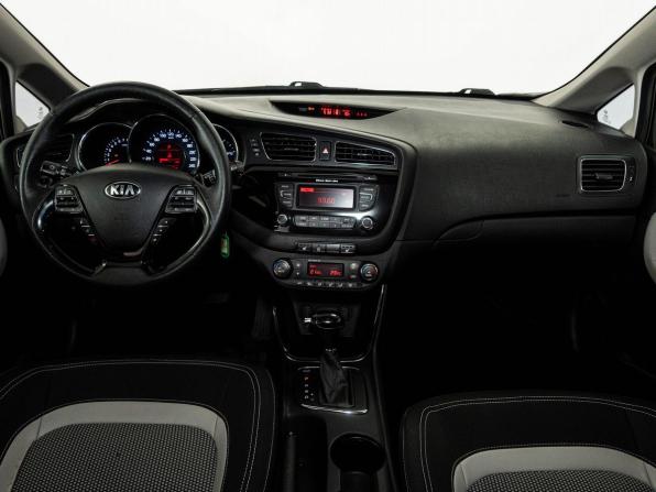 Kia Ceed II с пробегом 2013 года, цена 890 000 рублей, 270000 км, хэтчбек, Автокод Объявления
