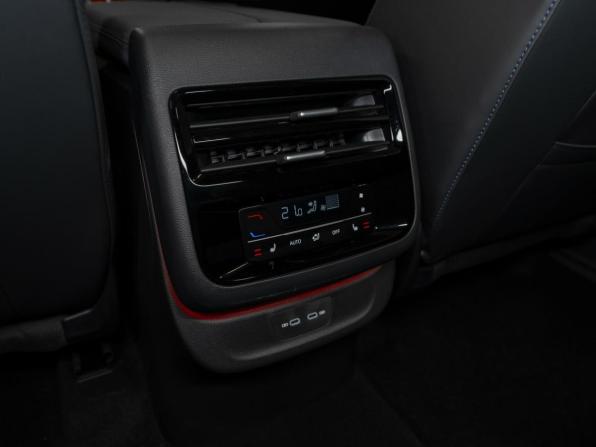 Volkswagen Teramont II (China Market) с пробегом 2026 года, цена 5 880 000 рублей, 18 км, внедорожник, Автокод Объявления