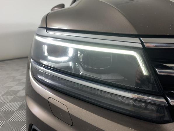 Volkswagen Tiguan II с пробегом 2017 года, цена 1 972 000 рублей, 198666 км, внедорожник, Автокод Объявления