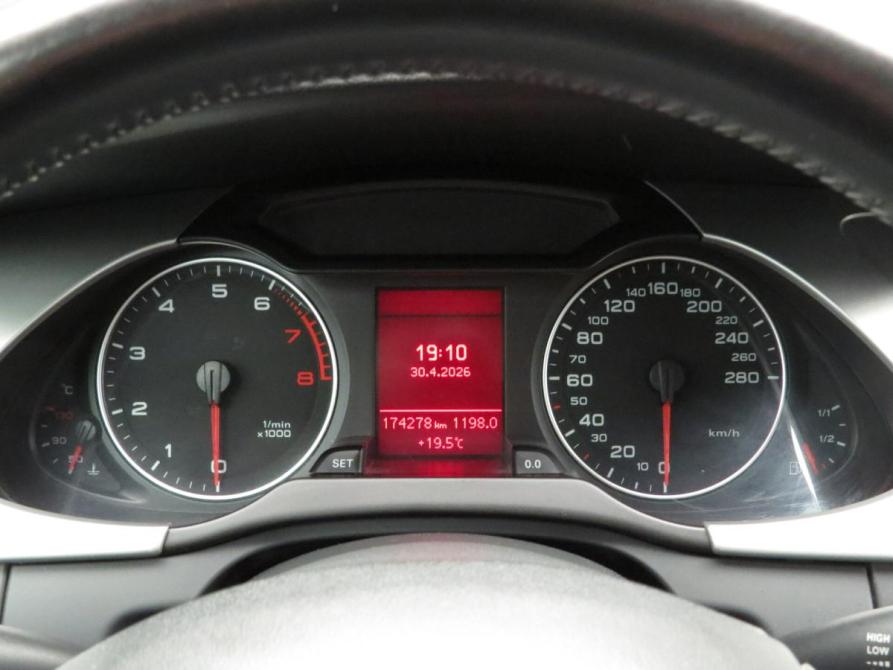 Audi A4 IV (B8) Санкт-Петербург  - изображение 11