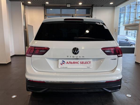 Volkswagen Tiguan II Рестайлинг с пробегом 2020 года, цена 3 240 000 рублей, 104730 км, внедорожник, Автокод Объявления