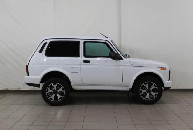 Lada (ВАЗ) Niva Legend с пробегом 2024 года, цена 720 000 рублей, 48084 км, внедорожник, Автокод Объявления