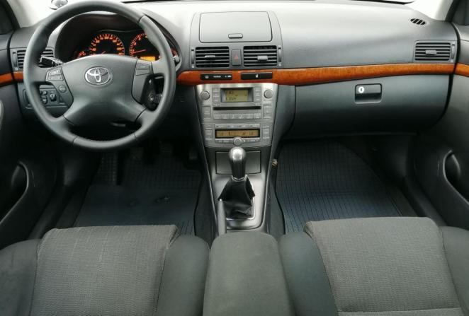 Toyota Avensis II Рестайлинг с пробегом 2007 года, цена 820 000 рублей, 208000 км, седан, Автокод Объявления