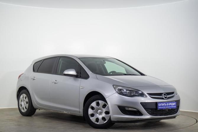Opel Astra J Рестайлинг с пробегом 2013 года, цена 649 000 рублей, 206000 км, хэтчбек, Автокод Объявления
