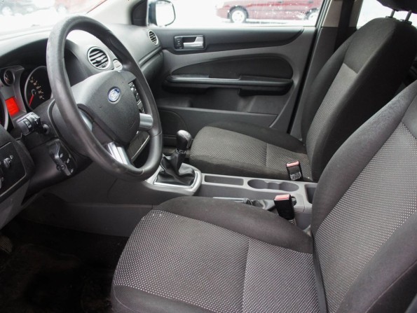 Ford Focus II Рестайлинг с пробегом 2010 года, цена 417 000 рублей, 214000 км, хэтчбек, Автокод Объявления