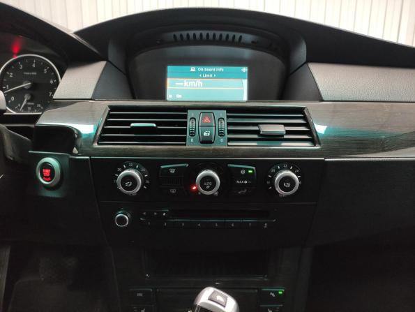 BMW 5 серии V (E60/E61) Рестайлинг с пробегом 2007 года, цена 1 055 000 рублей, 235607 км, седан, Автокод Объявления