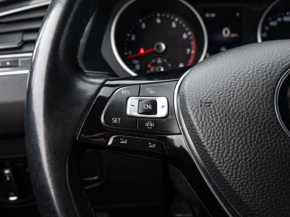 Volkswagen Tiguan II с пробегом 2020 года, цена 2 630 000 рублей, 96474 км, внедорожник, Автокод Объявления
