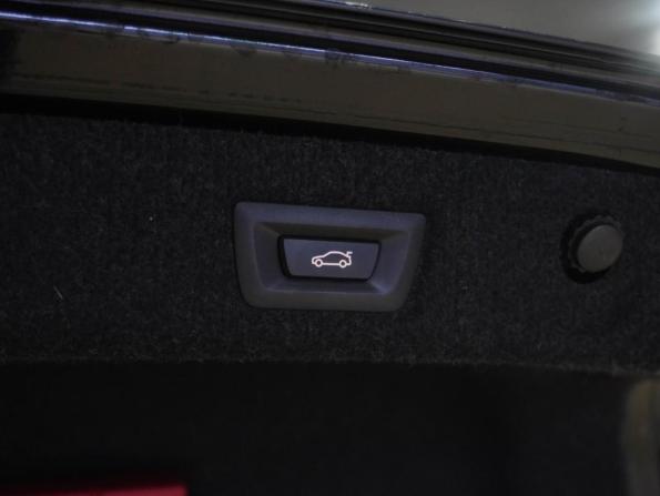 BMW 5 серии VII (G30/G31/G38) с пробегом 2019 года, цена 4 249 000 рублей, 64436 км, седан, Автокод Объявления