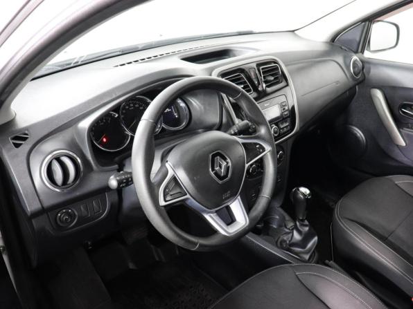 Renault Logan II Рестайлинг с пробегом 2019 года, цена 800 000 рублей, 149925 км, седан, Автокод Объявления