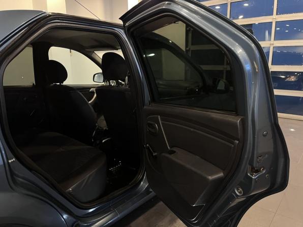 Renault Logan I Рестайлинг с пробегом 2011 года, цена 260 000 рублей, 204463 км, седан, Автокод Объявления