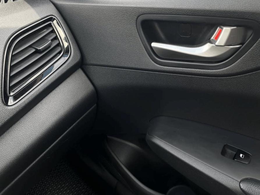 Hyundai Solaris II Рестайлинг Тверь  - изображение 18