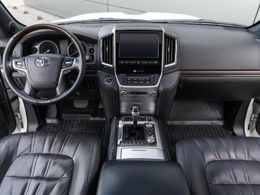 Toyota Land Cruiser 200 Series Рестайлинг 2 Москва  - изображение 13