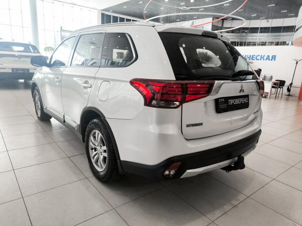 Mitsubishi Outlander III Рестайлинг 3 с пробегом 2018 года, цена 1 630 000 рублей, 200290 км, внедорожник, Автокод Объявления