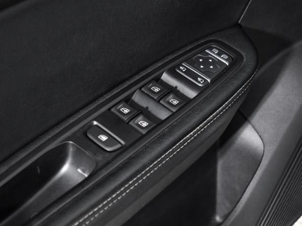 Renault Arkana I с пробегом 2019 года, цена 1 359 000 рублей, 217000 км, внедорожник, Автокод Объявления