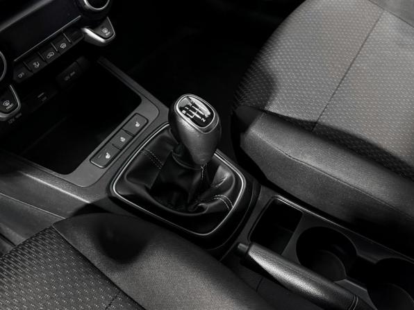 Kia Rio IV Рестайлинг с пробегом 2021 года, цена 1 390 000 рублей, 102000 км, седан, Автокод Объявления