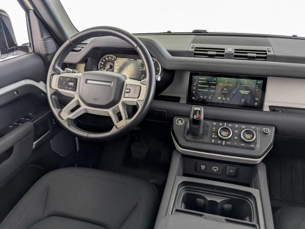 Land Rover Defender II с пробегом 2020 года, цена 4 250 000 рублей, 44731 км, внедорожник, Автокод Объявления