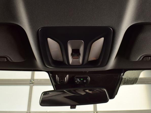 Changan UNI-V I с пробегом 2023 года, цена 2 299 995 рублей, 65799 км, лифтбек, Автокод Объявления