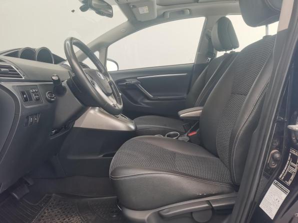Toyota Verso I Рестайлинг с пробегом 2014 года, цена 1 530 000 рублей, 168112 км, компактвэн, Автокод Объявления