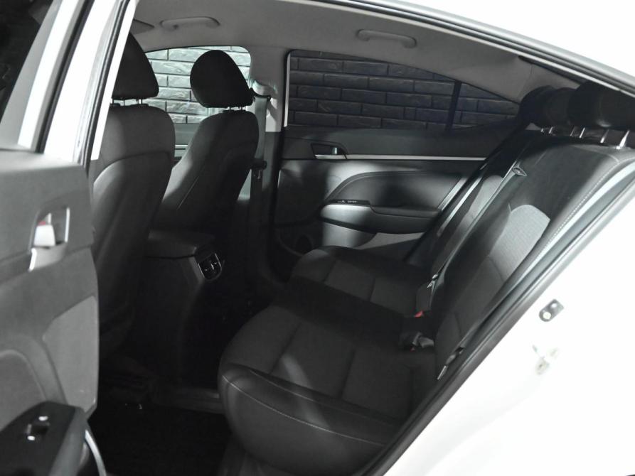 Hyundai Elantra VI (AD) Екатеринбург  - изображение 16