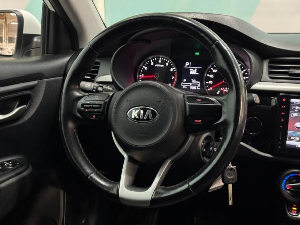 Kia Rio IV с пробегом 2018 года, цена 1 320 000 рублей, 58855 км, седан, Автокод Объявления