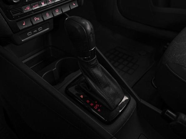 Volkswagen Polo V Рестайлинг с пробегом 2020 года, цена 1 290 000 рублей, 236949 км, седан, Автокод Объявления