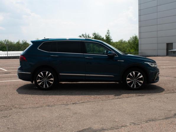 Volkswagen Tiguan II Рестайлинг (China Market) с пробегом 2023 года, цена 4 148 000 рублей, 36000 км, внедорожник, Автокод Объявления