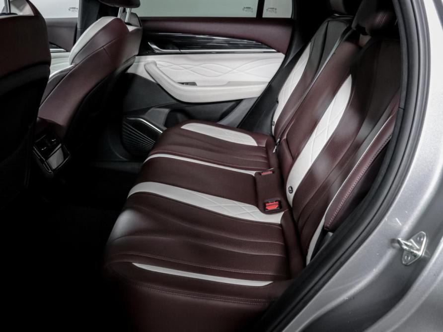 Geely Monjaro I Москва  - изображение 11