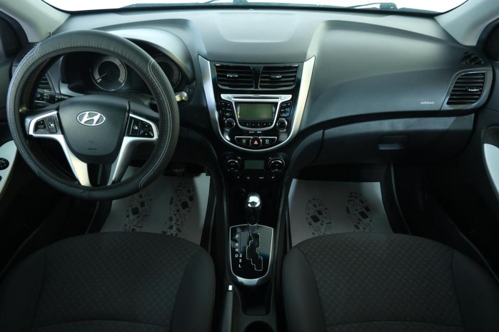 Hyundai Solaris I Омск  - изображение 13