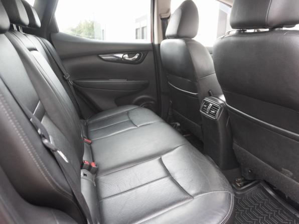 Nissan Qashqai II с пробегом 2016 года, цена 1 500 000 рублей, 139728 км, внедорожник, Автокод Объявления