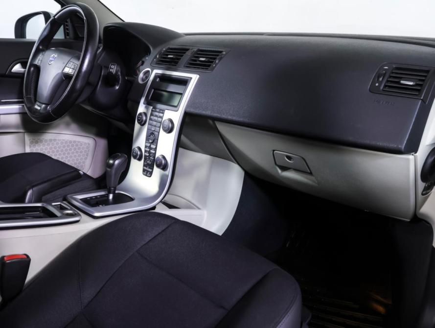 Volvo C30 I Рестайлинг Москва  - изображение 10