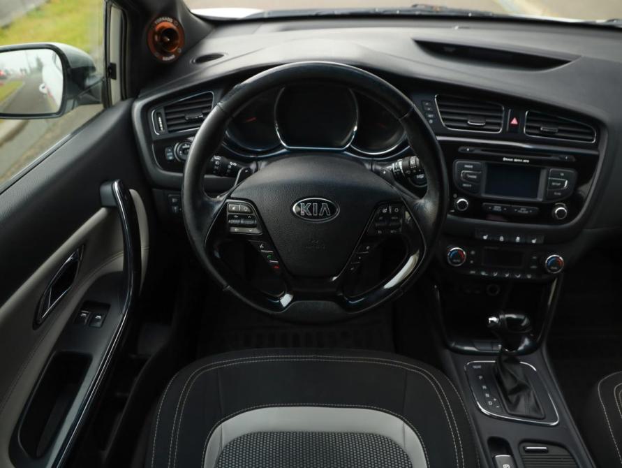 Kia Ceed II Санкт-Петербург  - изображение 12