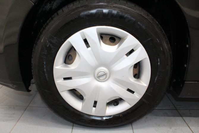 Nissan Tiida I Рестайлинг с пробегом 2011 года, цена 649 000 рублей, 195978 км, хэтчбек, Автокод Объявления