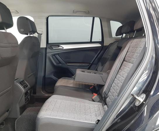 Volkswagen Tiguan II Рестайлинг с пробегом 2021 года, цена 2 460 000 рублей, 84173 км, внедорожник, Автокод Объявления