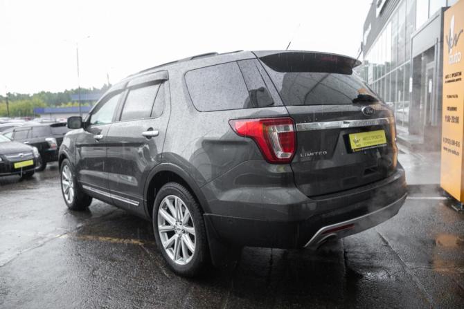 Ford Explorer V Рестайлинг с пробегом 2016 года, цена 2 398 000 рублей, 143200 км, внедорожник, Автокод Объявления