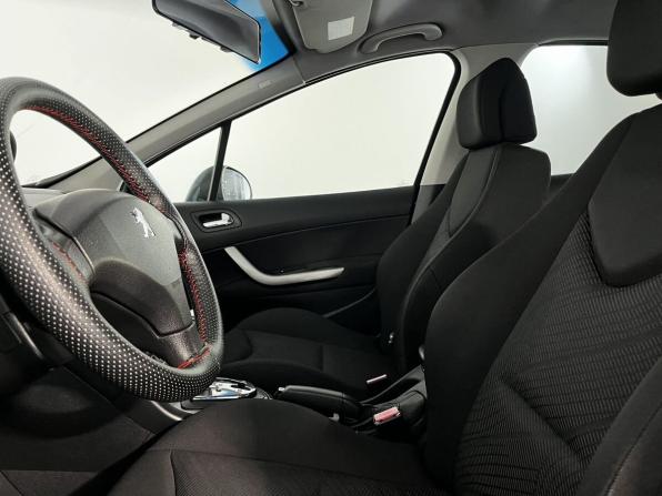 Peugeot 308 I с пробегом 2008 года, цена 349 900 рублей, 219384 км, хэтчбек, Автокод Объявления