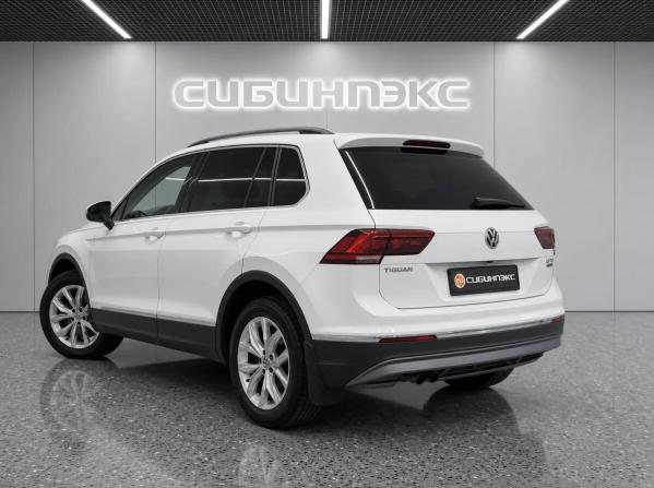 Volkswagen Tiguan II с пробегом 2017 года, цена 2 299 000 рублей, 168000 км, внедорожник, Автокод Объявления