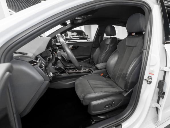 Audi A4 V (B9) Рестайлинг с пробегом 2020 года, цена 3 530 000 рублей, 52056 км, седан, Автокод Объявления