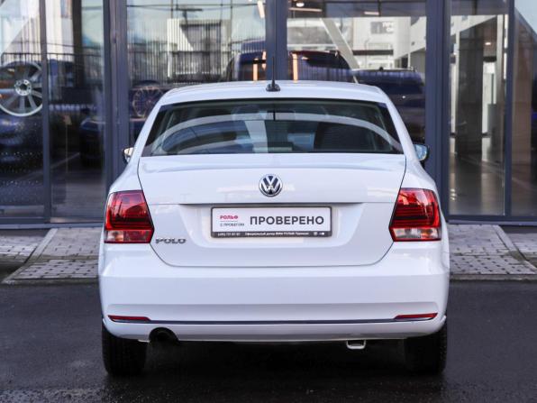 Volkswagen Polo V Рестайлинг с пробегом 2017 года, цена 1 057 000 рублей, 116488 км, седан, Автокод Объявления