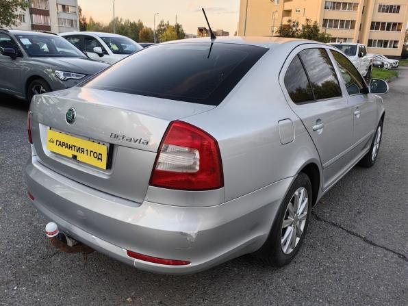 Skoda Octavia II (A5) Рестайлинг с пробегом 2013 года, цена 799 999 рублей, 165700 км, лифтбек, Автокод Объявления