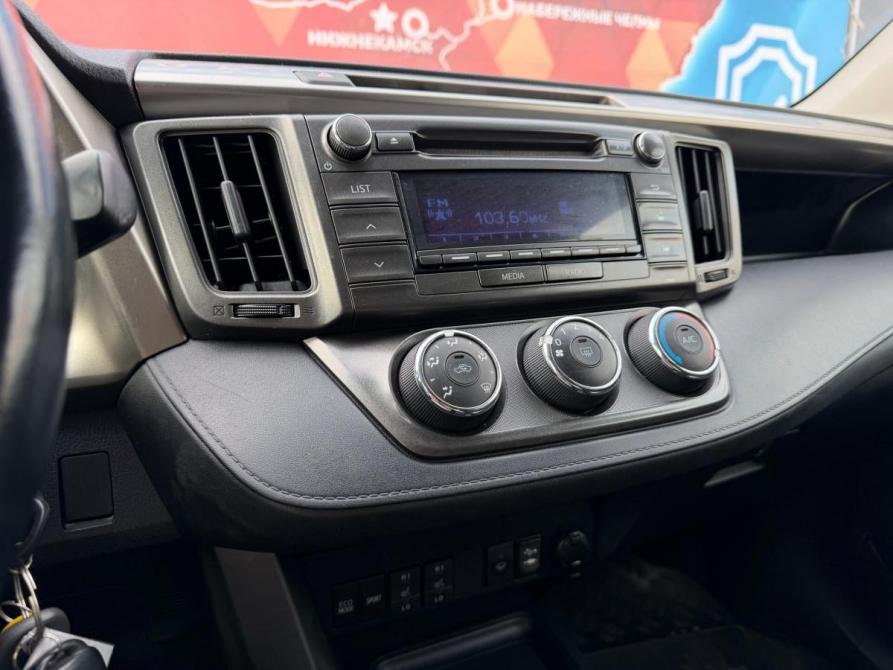 Toyota RAV4 IV (XA40) Набережные Челны  - изображение 15